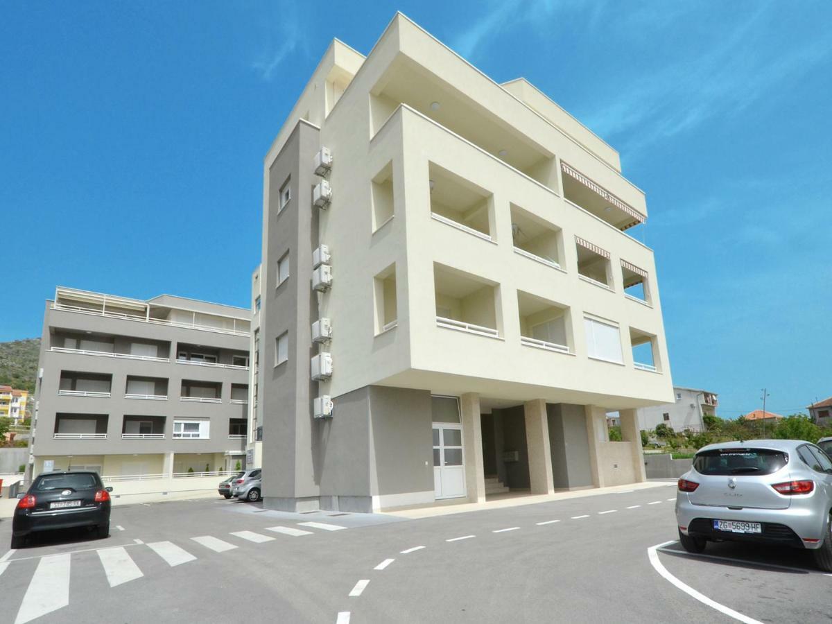 Sunshine Apartment Трогир Екстериор снимка