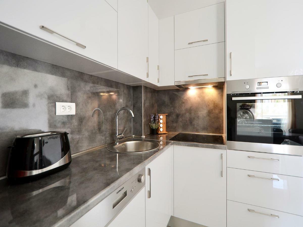 Sunshine Apartment Трогир Екстериор снимка