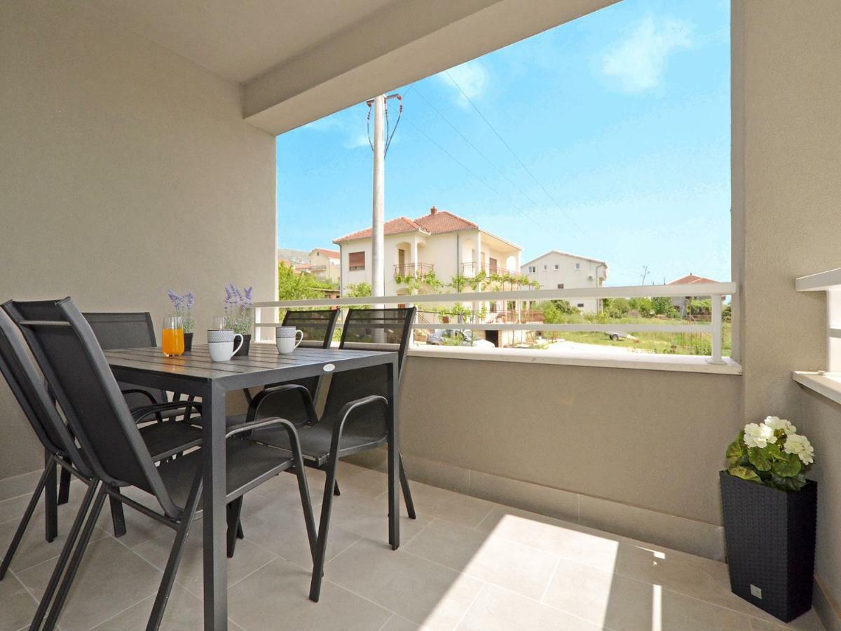 Sunshine Apartment Трогир Екстериор снимка