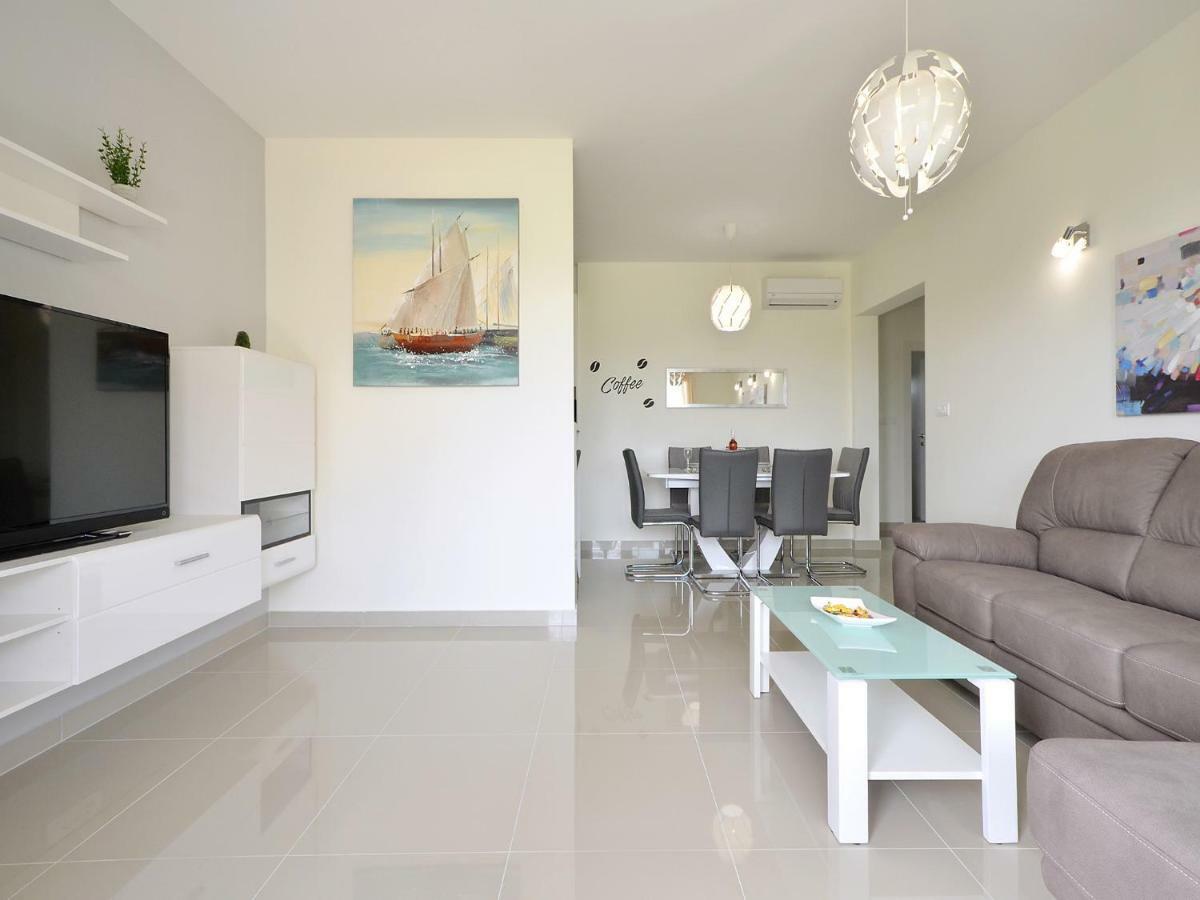 Sunshine Apartment Трогир Екстериор снимка